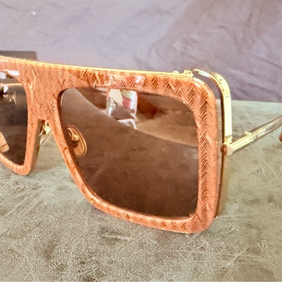 MaxMara Gold Frame Sunglasses main image 8